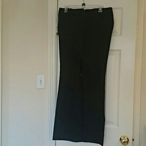 NWT The Limited size 8 black exact stretch pants